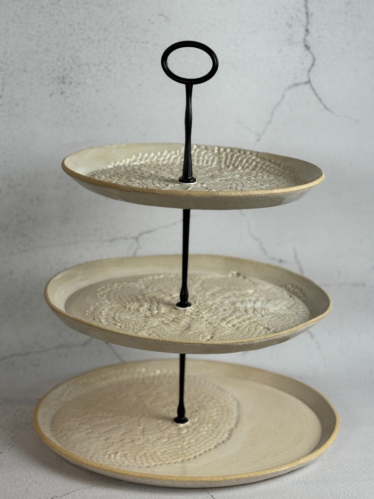 Etagerie 3 lagig schwarze Halterung